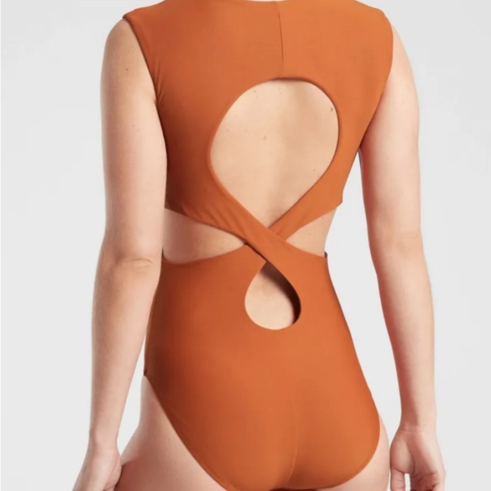 Athleta | Entwined‎ One Piece Swimsuit Palomino Rust Size M